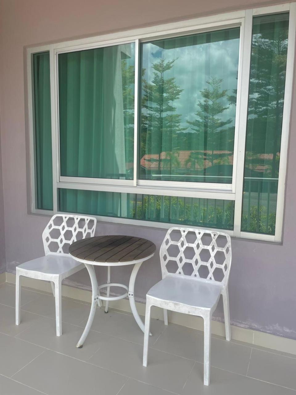Wang Valley Resort Pantai Cenang  Extérieur photo