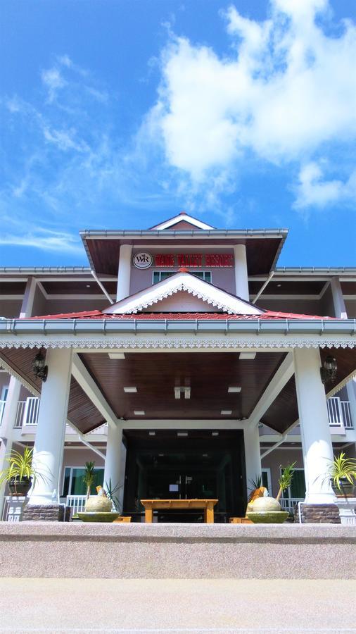 Wang Valley Resort Pantai Cenang  Extérieur photo