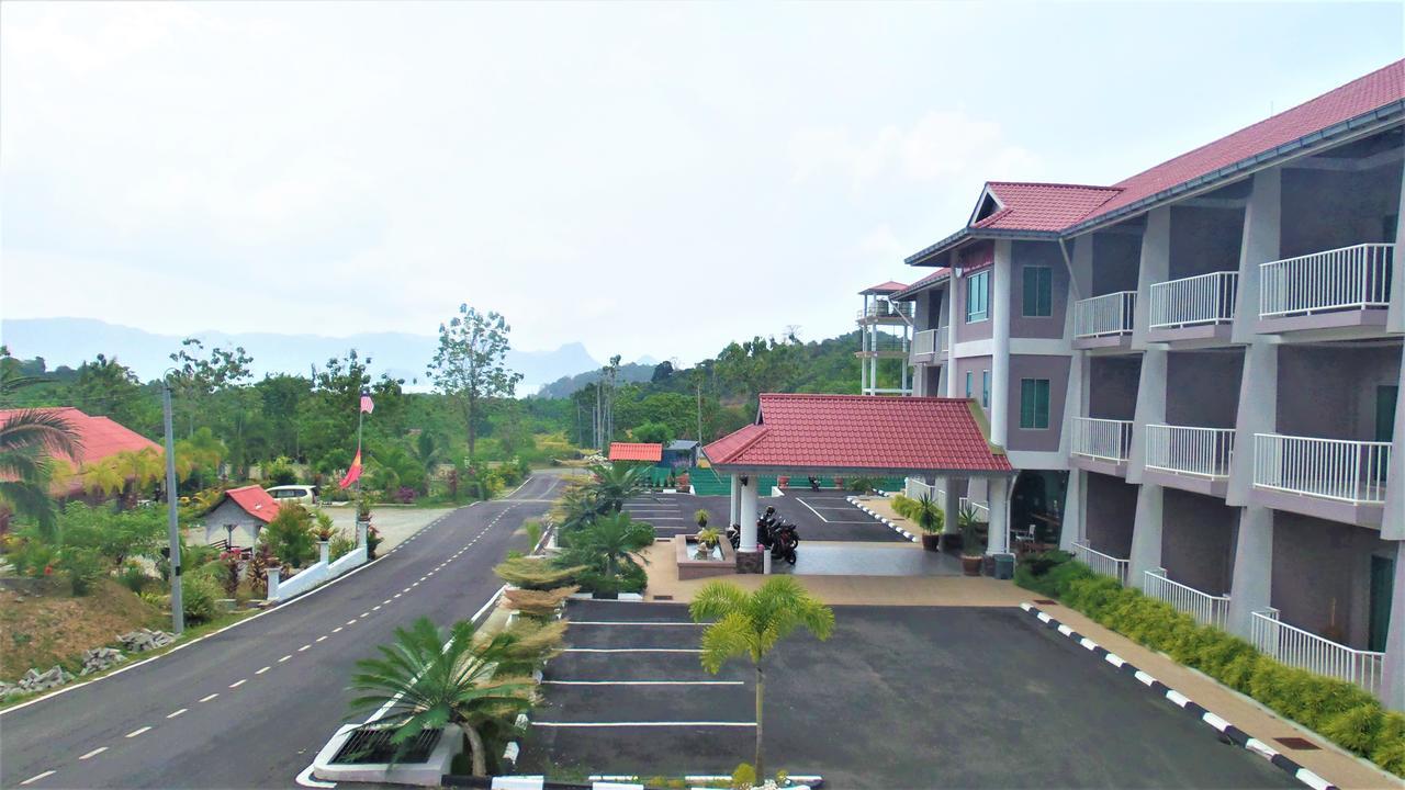 Wang Valley Resort Pantai Cenang  Extérieur photo